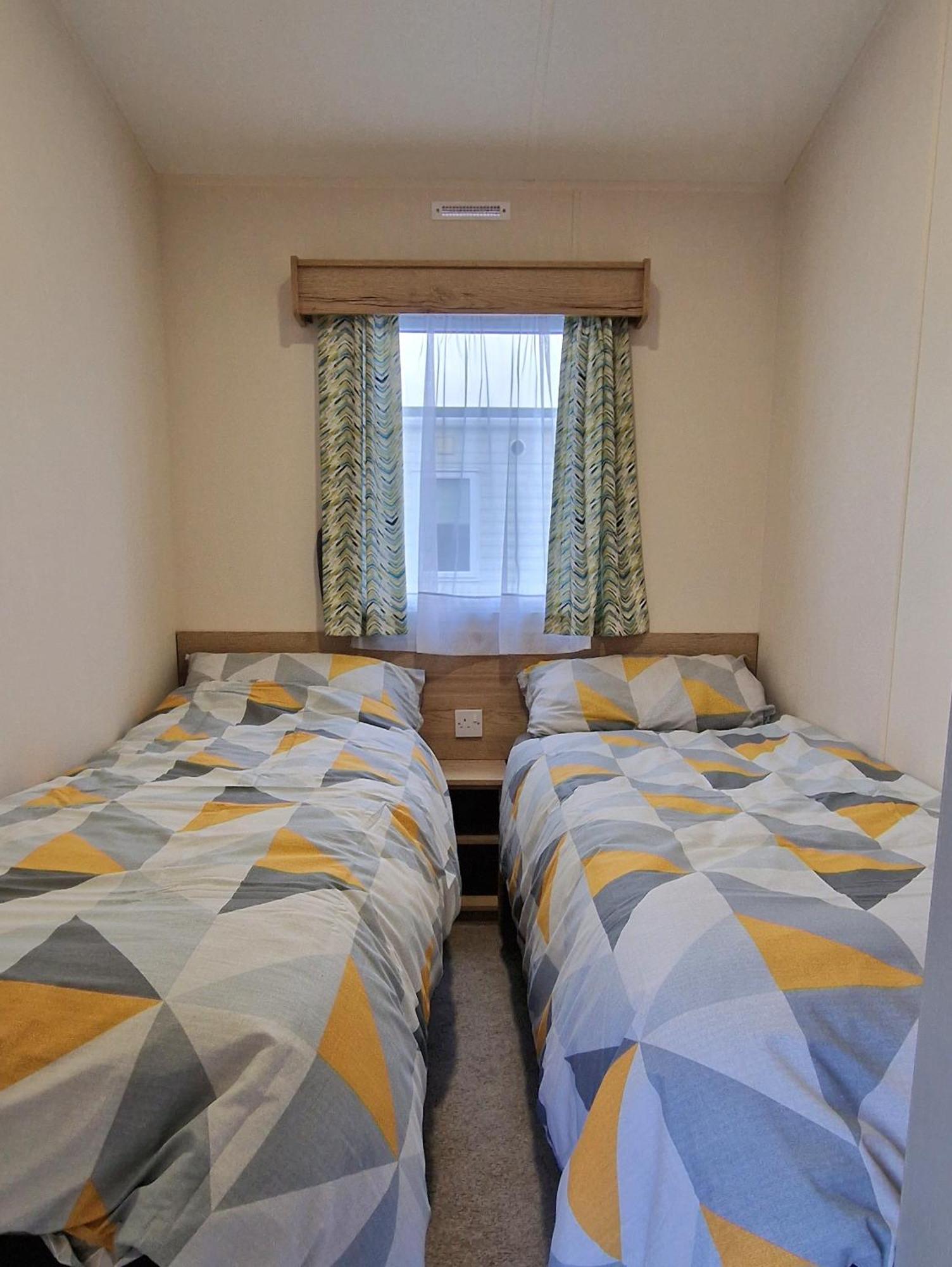 Cwtch, White Horse, Seal Bay Resort Selsey Luaran gambar